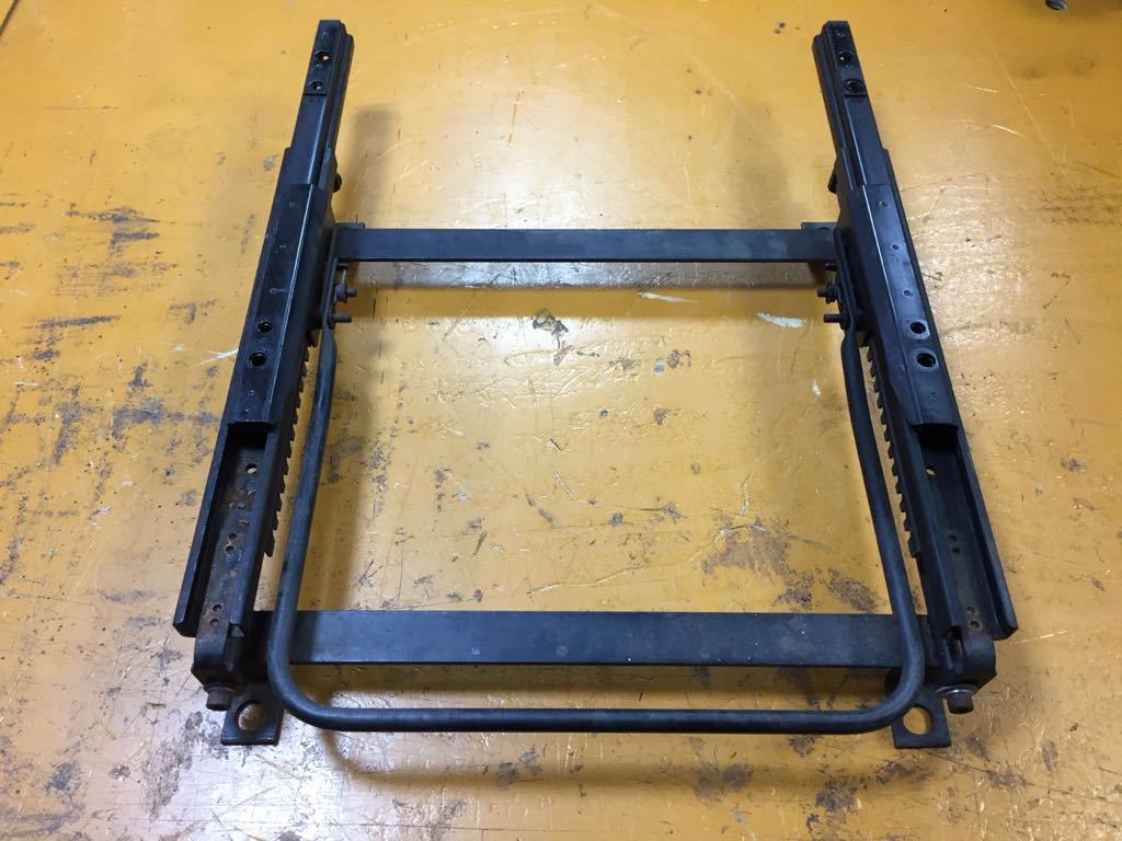 スズキ ジムニー JA11 レカロ セミバケ用 シートレール 助手席用