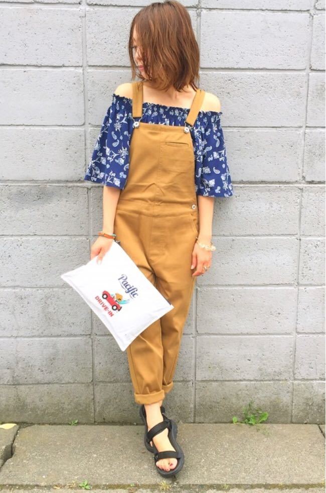 Gu ペイズリーオフショルダーブラウス 半袖 Navy M 紺 ジーユー ユニクロ 女性用 売買されたオークション情報 Yahooの商品情報をアーカイブ公開 オークファン Aucfan Com