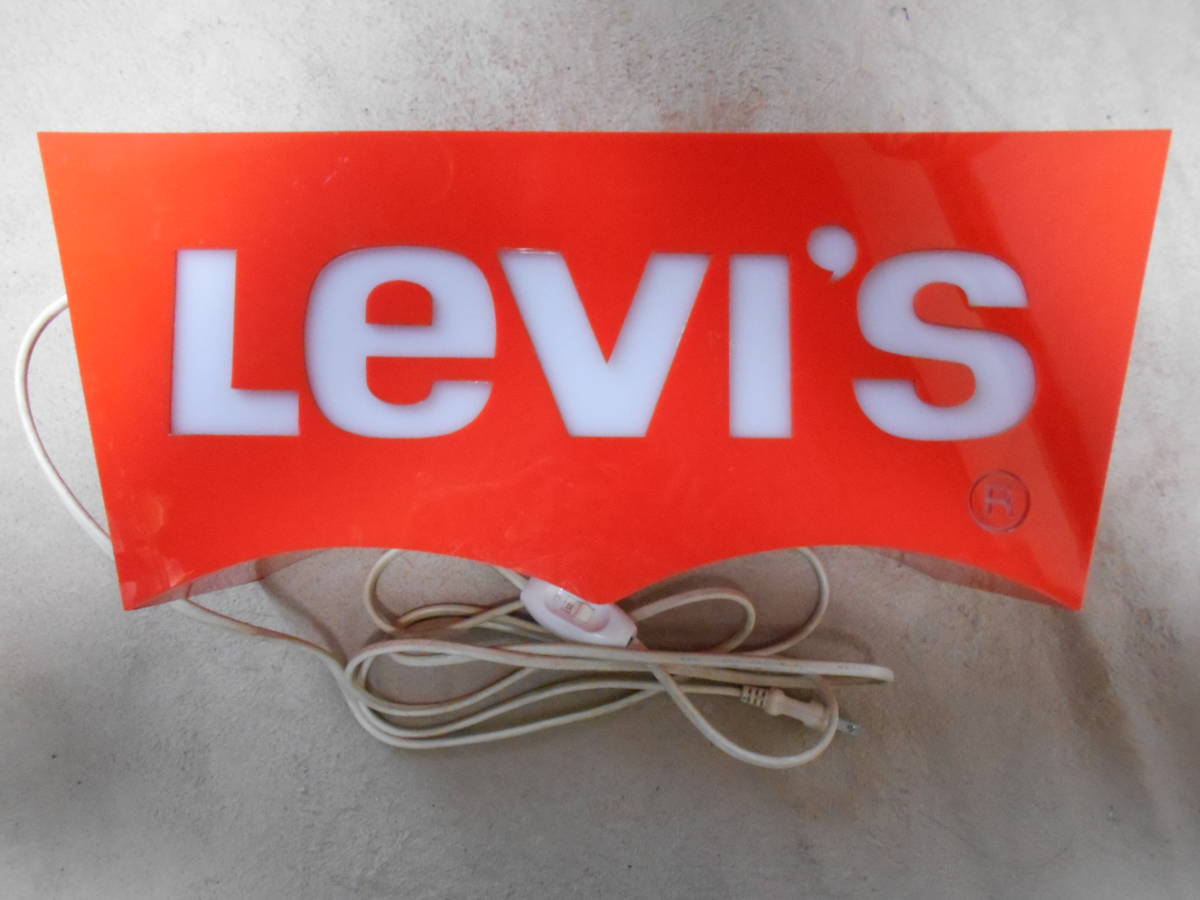 リーバイス Levi