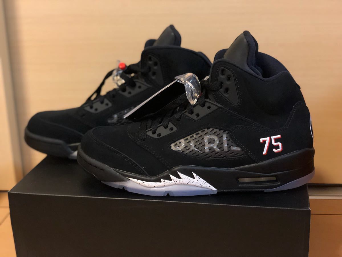 定番人気，大得価 GR8購入 26 国内正規品 NIKE AIR JORDAN 5 RETRO PSG US8 エアジョーダン x パリサンジェルマン(26.0cm)｜売買されたオークション情報、yahooの商品情報をアーカイブ公開 - オークファン 26.0cm