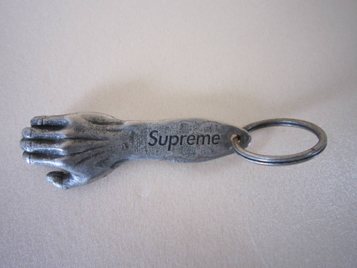 ★　Supreme・シュプリーム　　キーホルダー　手の形