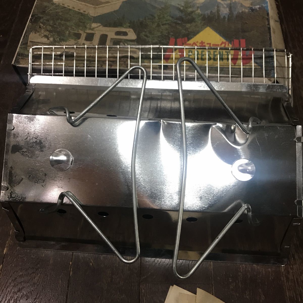 バーベキュー グリル 未使用 炭付き キャンプ レジャー 旅行 ゆうパック80サイズ神奈川県発送_4