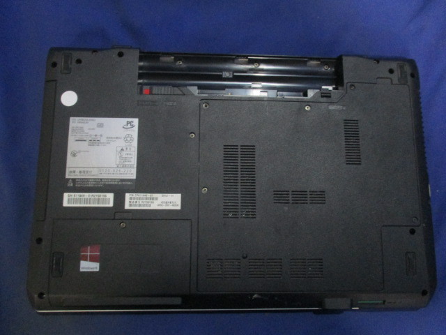 富士通 LIFEBOOK AH42/J Pentium B980 2.4GHz 4GB DVDスーパーマルチ