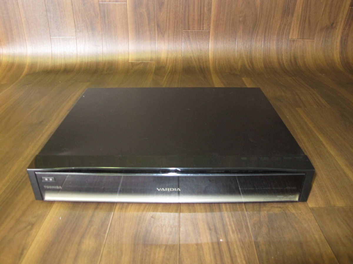 TOSHIBA VHS⁄HDD⁄DVDレコーダー 東芝 D-W255K VARDIA HDD/DVD/VHS