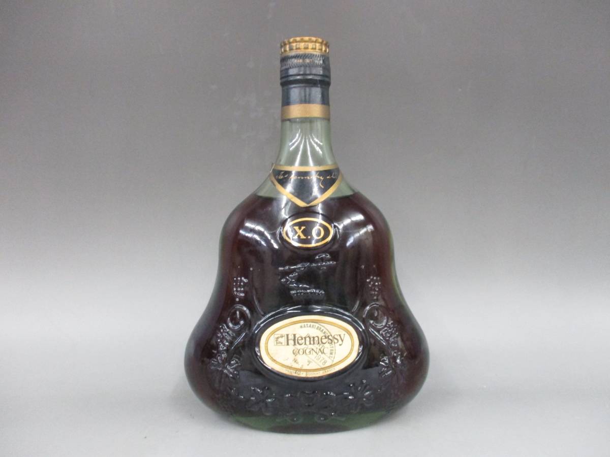 29gf84 Hennessy ヘネシー XO グリーンボトル 金キャップ 700ml 古酒 ブランデー 未開栓