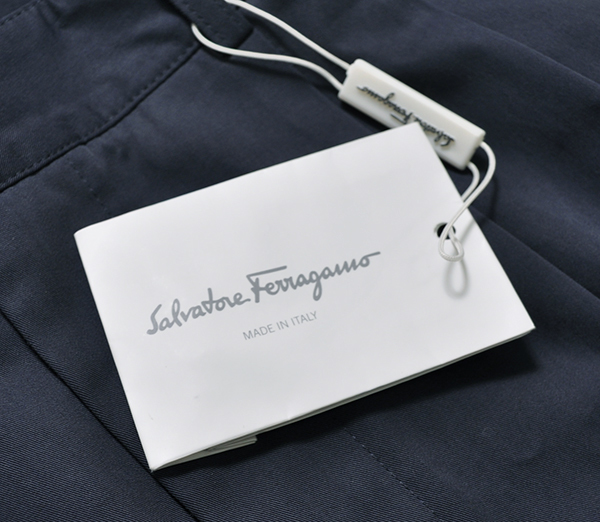 稼働 Salvatore FERRAGAMO 腕時計 FAT 外箱 2542