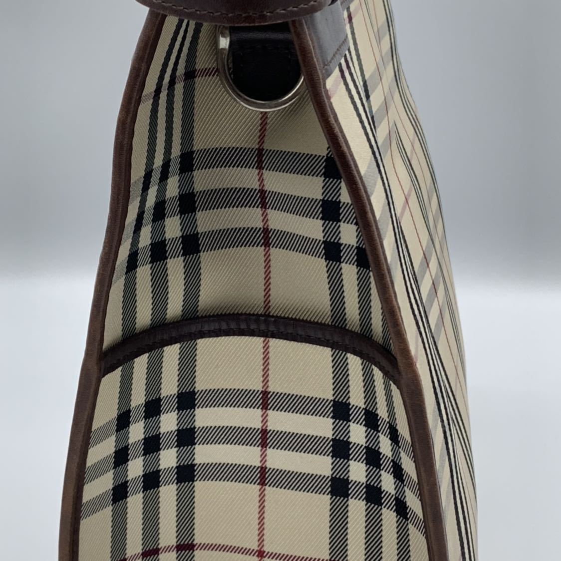 希少【BURBERRY バーバリー 】タータンチェックハンドバック ショルダーバッグ トートバッグ レザー ブラウン ボストン 大きめA4 ロンドン BURBERRY ノバチェック バーバリー ノヴァチェック 極美品 ミニボストンバッグ