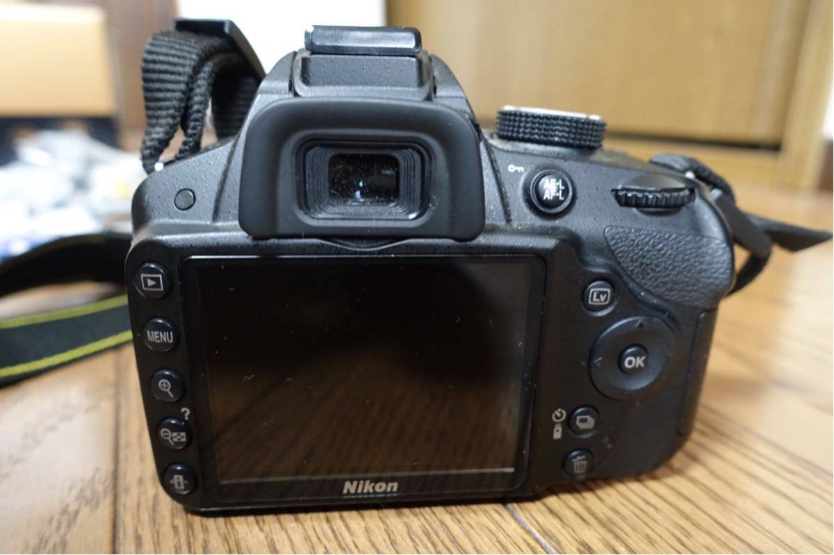 ☆極上美品☆NikonD3200 ダブルズームキット 元箱 付属品ほぼ一式 