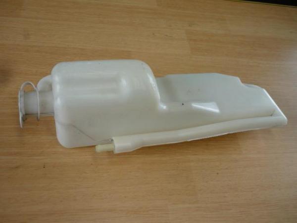 ※専用出品※ H82W・H92W オッティ リザーバータンク☆130702番・4910(フロント