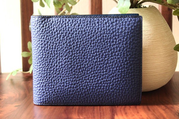 【お得，定番人気】 MAISON TAKUYA ２つ折り 財布 小銭入れあり 高級シュランケンカーフ ブルー ウォレット メゾンタクヤ(二つ折り財布（小銭入れあり）)｜売買されたオークション情報、yahooの商品情報をアーカイ 二つ折り財布（小銭入れあり）