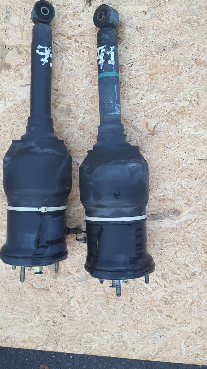 UCF31 セルシオ フロントエアサス左右 確認済み 送料込31セルシオUCF30