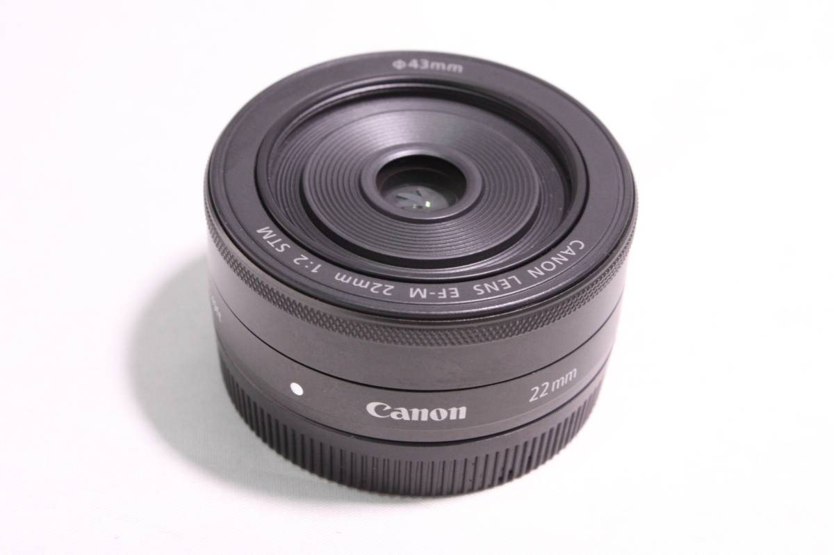 美品 CANON EF-M 22mm F2 STM MACRO 0.15m 0.49ft 前後キャップ 付き
