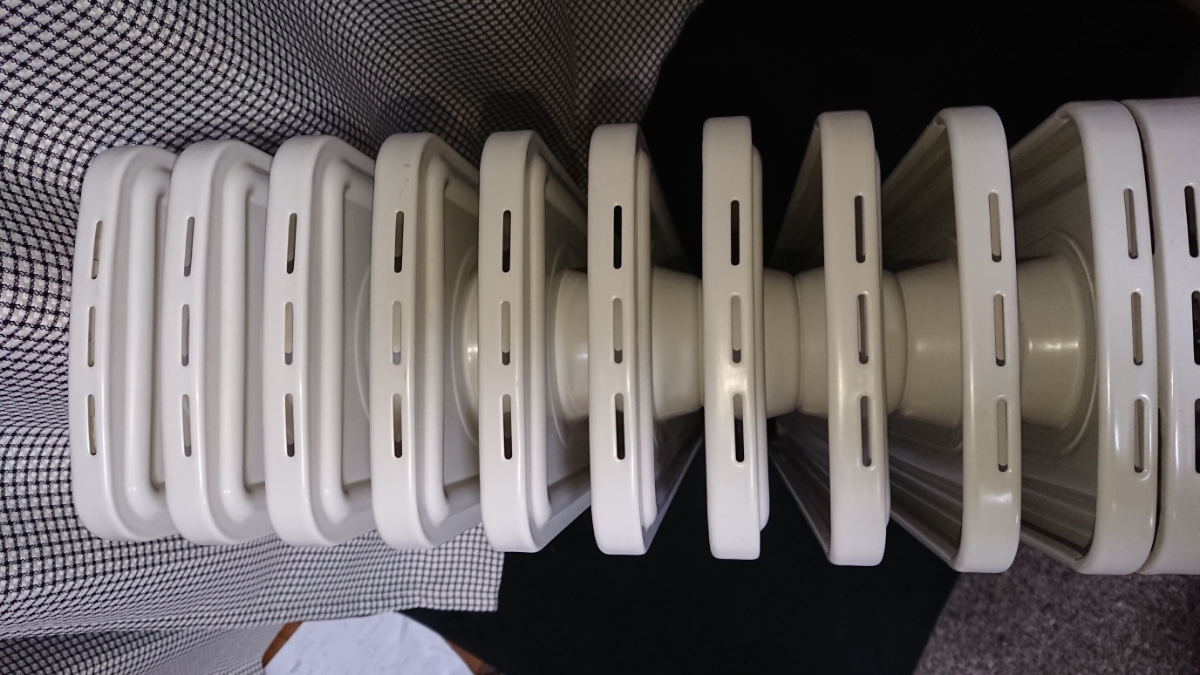 デロンギオイルヒーター 4～10畳 中古 オイルヒーター デロンギ DeLonghi(デロンギ) 木造：6畳 電気 オイルヒーター（TV・オーディオ・カメラ）の通販