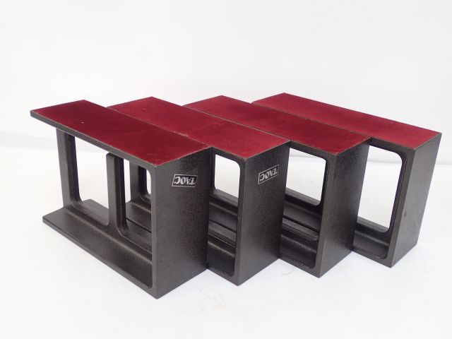 TAOC タオック 鋳鉄製 スピーカースタンド ペア オーディオアクセサリー TAOC 300DH ハイカーボン鋳鉄製 スピーカースタンド 4本セット