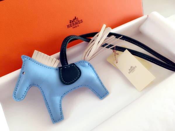 HERMES エルメス ロデオチャーム PMレアカラー 新品未使用 HERMES エルメス ロデオチャーム PMレアカラー 新品未使用