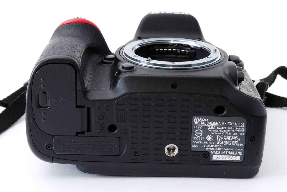 売り切り【元箱付き 良品】 NIKON ニコン D7200 ボディ デジタル一眼 