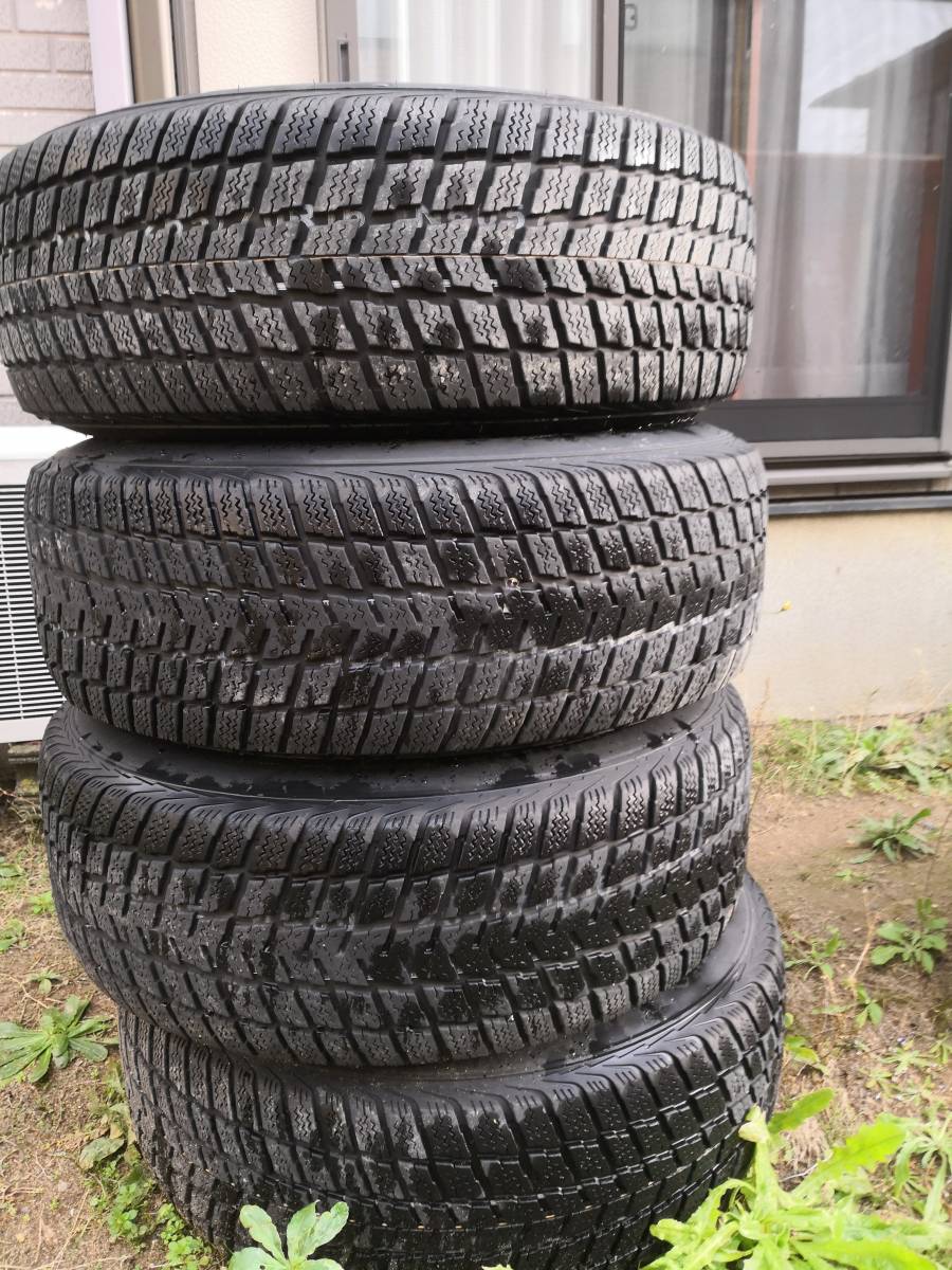 265⁄70R16タイヤ付きホイール4本 00年代サバーバン純正スタッドレス265 