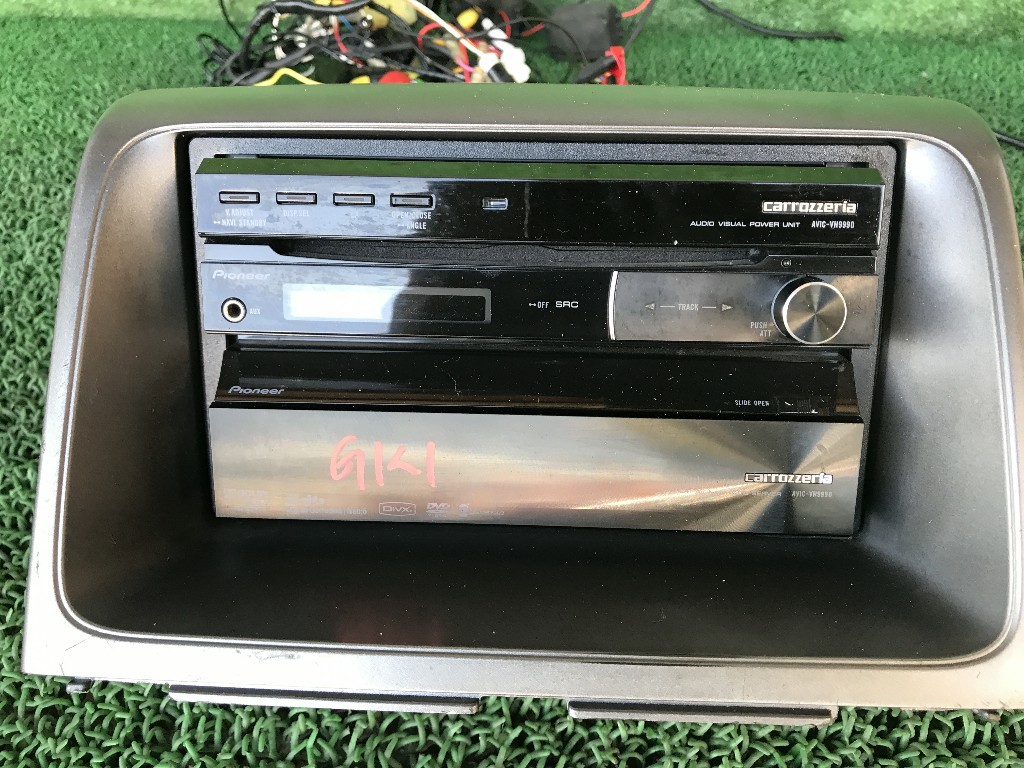 GK1 モビリオスパイク　オーディオパネル　動作品 Carrozzeria カロッツェリア サイバーナビ AVIC-VH9990