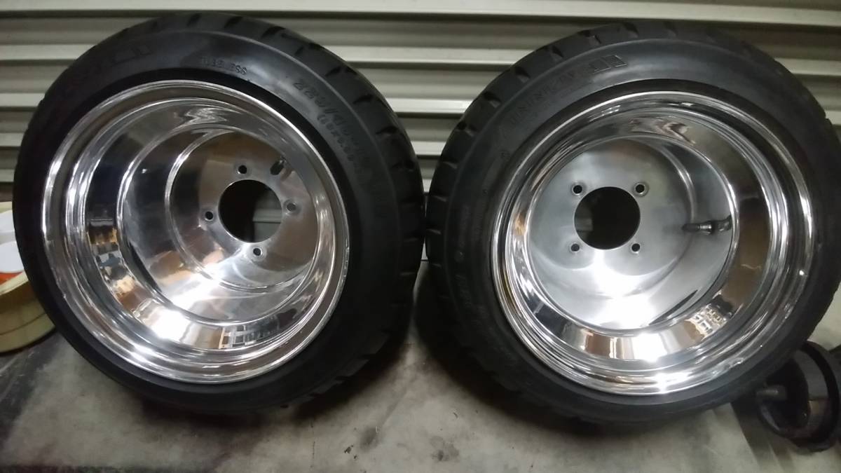 ダグラスホイール イノーバレーサー 225/45-10 9J 引っ張り 中古