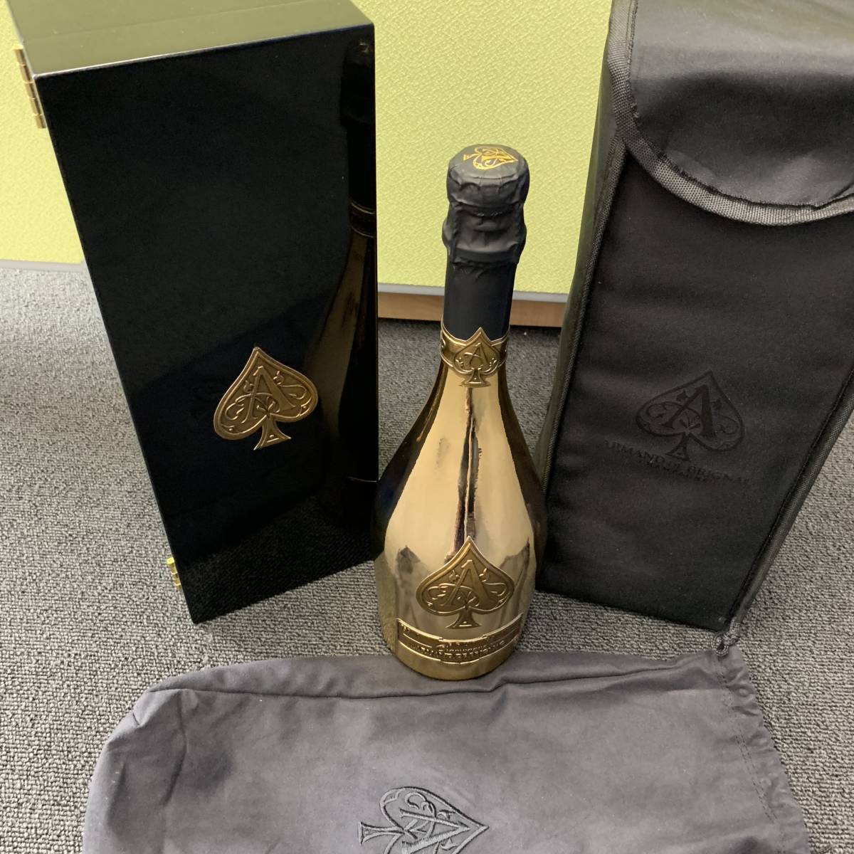 未開栓】ARMAND DE BRIGNAC アルマンドブリニャック ブリュット