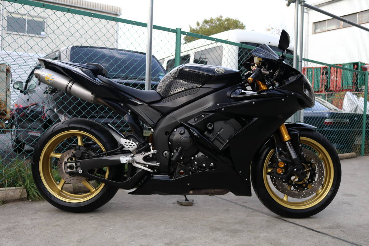 YAMAHA YZF-R1 5VY 社外マフラー/オーリンズリアサス/ステアリング 