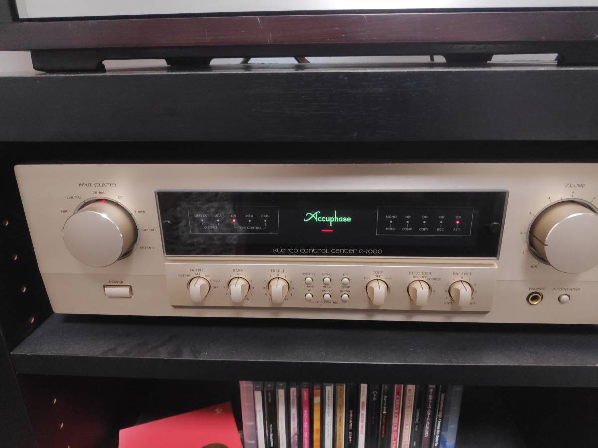 Accuphase C-2000 コントロール アンプ N7591419 Accuphase C-2000