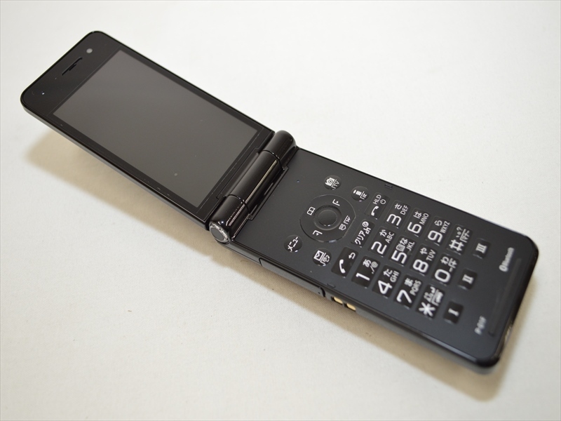 新品未使用 ドコモ Panasonic P-01F ブラック Bluetooth対応 ガラケー 判定〇 14167
