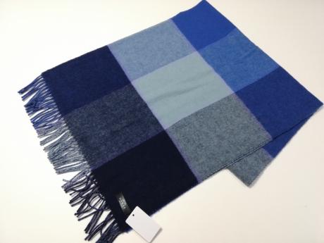  男女兼用 訳あり ジョンストンズ ウールブロックカラー リバーシブルストール Johnstons of Elgin 本場スコットランド製(ストール一般)｜売買されたオークション情報、yahooの商品情報をアーカイ ストール一般