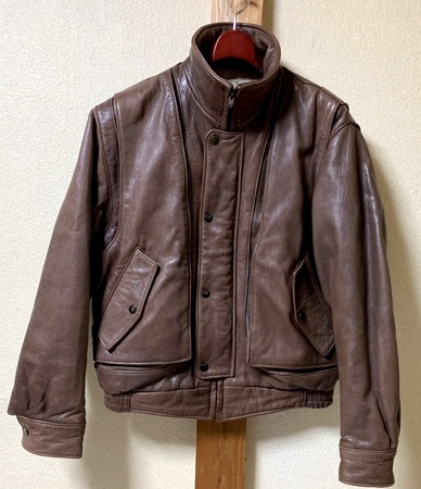 大人気 USA製 Goldenbear/老舗ゴールデンベアー 革ジャン アウターブルゾン ４０サイズ 茶/ブラウン 保温 Thinsulate 高機能中綿入(Lサイズ)｜売買されたオークション情報、yahooの商品情報をアーカイブ公 スタジアムジャンパー