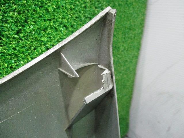 レガシィ BP5 リアゲートガーニッシュ　リアパネル　フィニッシャー　パネル　39D　シルバー　84261AG052TE