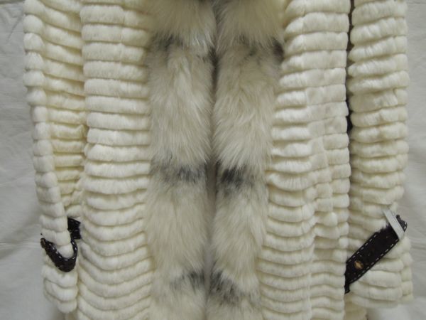 Coat Monica ファー付き2wayケープロングコート[CL9087 Fox White