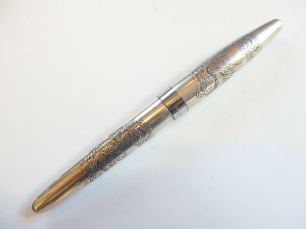 パイロット万年筆 スターリングシルバー 昇り龍 ペン先：18K F程度