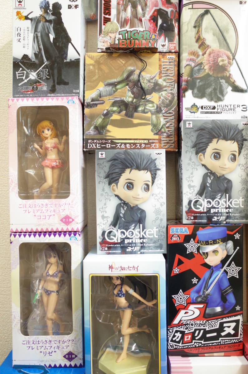 送料無料 中古開封品 フィギュアまとめ売り プライズ等 36個セット ペルソナ 女神転生 ごちうさ 進撃の巨人 エヴァ 他 (Y15)