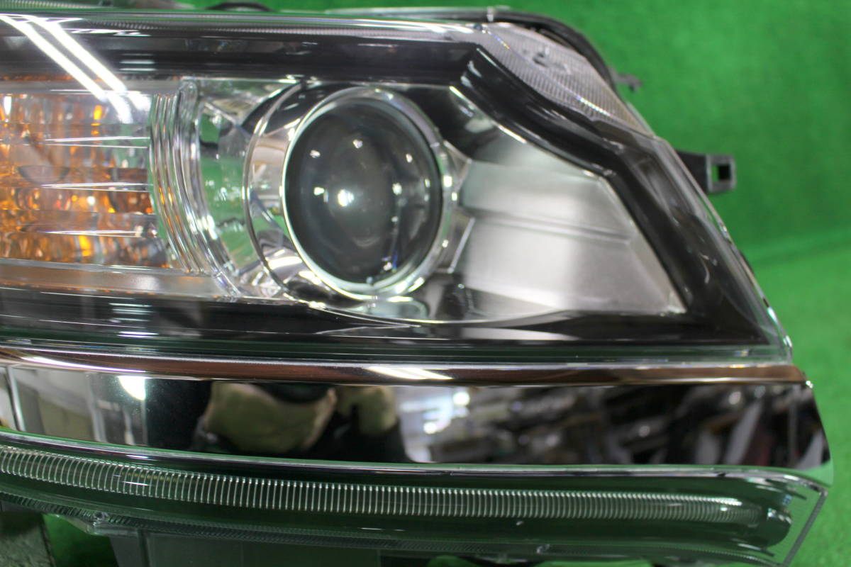 N-WGNカスタム NWGN JH1 JH2 HID 純正 右 ヘッドライト 右ライト KOITO