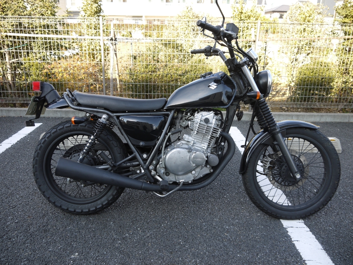 ☆希少 スズキ グラストラッカー NJ47A 初期型4バルブ セル&キック 