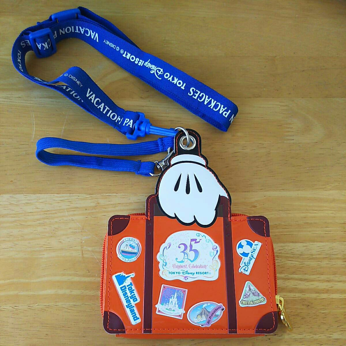 東京ディズニーリゾート 最新 35周年 バケーションパッケージ パスケース パスホルダー 定期入れにも ディズニー 売買されたオークション情報 Yahooの商品情報をアーカイブ公開 オークファン Aucfan Com 東京ディズニーリゾート 最新 35周年 バケーションパッケージ パスケース パスホルダー 定期入れにも ディズニー 売買されたオークション情報 Yahooの商品情報をアーカイブ公開 オークファン Aucfan Com