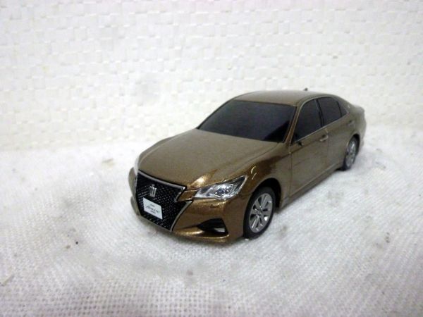 トヨタ カラーサンプル クラウン アスリート シリーズ 1/30 ミニカー 胡桃 難あり 非売品