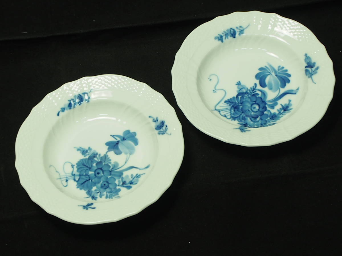 ロイヤルコペンハーゲン　ブルーフラワー豆皿　小皿　ヴィンテージ　レア品 Royal Copenhagen（ロイヤルコペンハーゲン） ブルーフラワー ミニ小皿