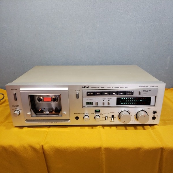 ☆レトロ☆ AKAI ステレオカセットデッキ GX-F80 ＊通電OK/ジャンク品