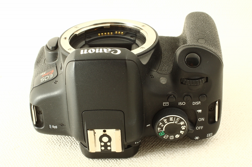 一眼レフカメラ　★極上品★canon kiss x8i　★☆687 EOS X8i Canon 整備済み品 ❣️美品❣️ STMレンズ