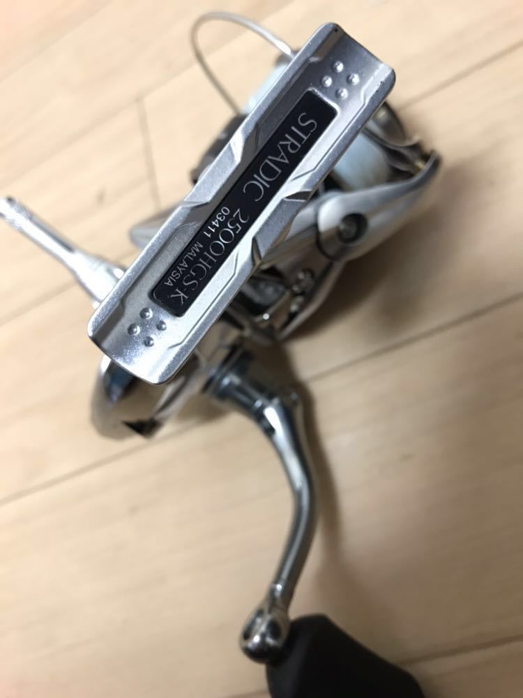 シマノ 15 ストラディック 2500HGS-K リール