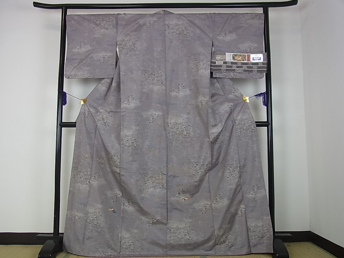 ベストストア受賞店■平和屋着物■極上　都喜ヱ門　本場大島紬　白大島　藤絹織物謹製　泥染　刺繍　古都麗日　付下げ　証紙付き　逸品m344