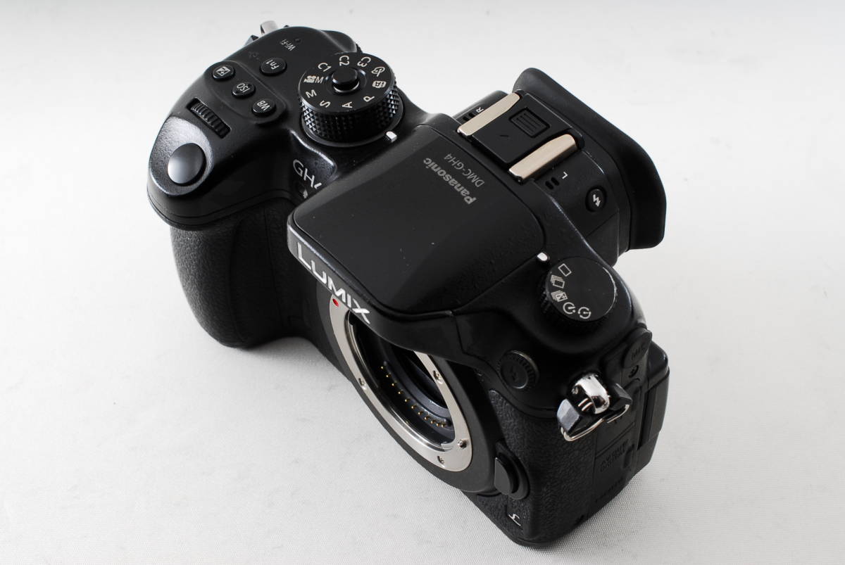 ☆極上品☆ Panasonic パナソニック LUMIX DMC-GH4 外観・光学共に状態 