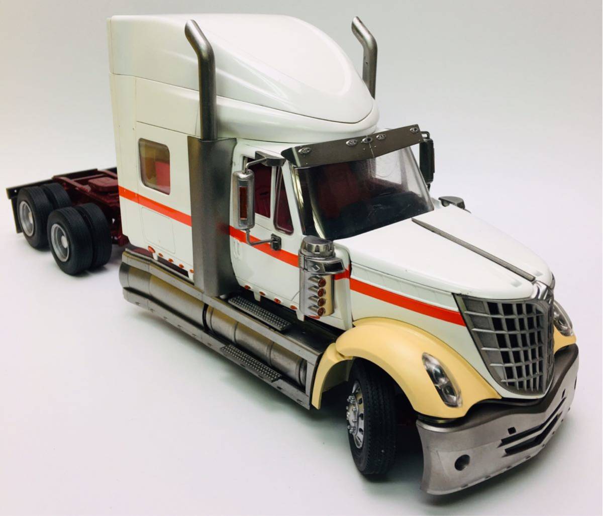 メビウスモデル 1／25 インターナショナル ローンスター 塗装済完成品 