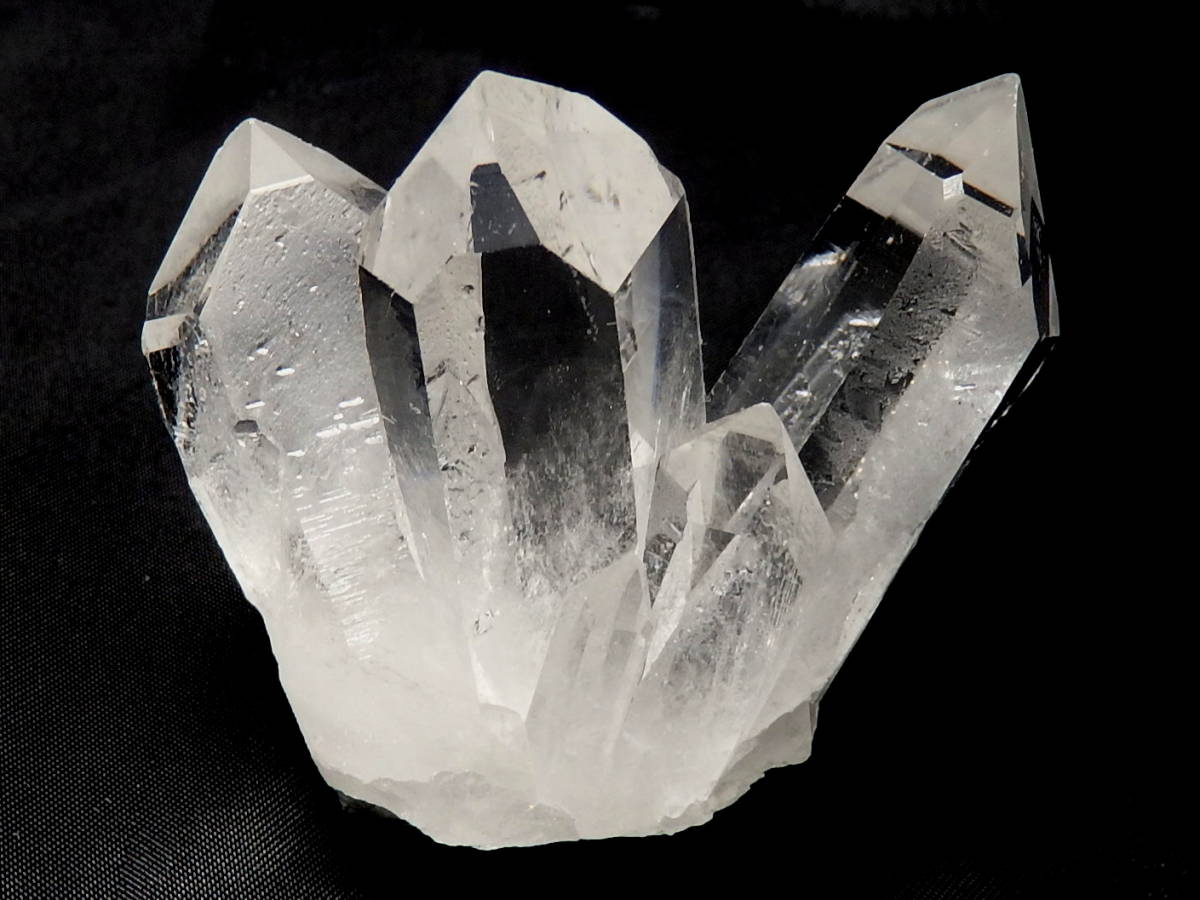 水晶クラスター トマスゴンサガ産 天然石 原石 クォーツ 水晶 