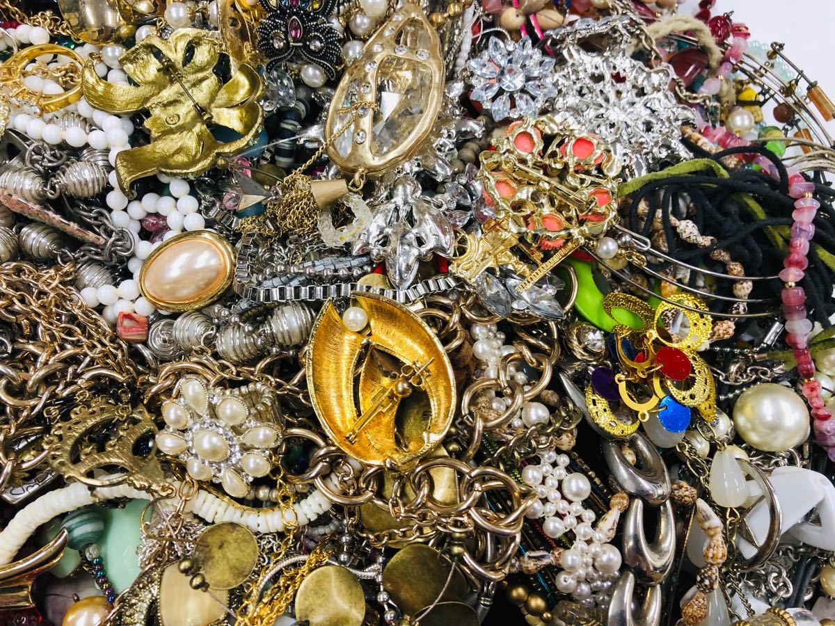アクセサリー 大量セット まとめて 約15kg ネックレス イヤリング 