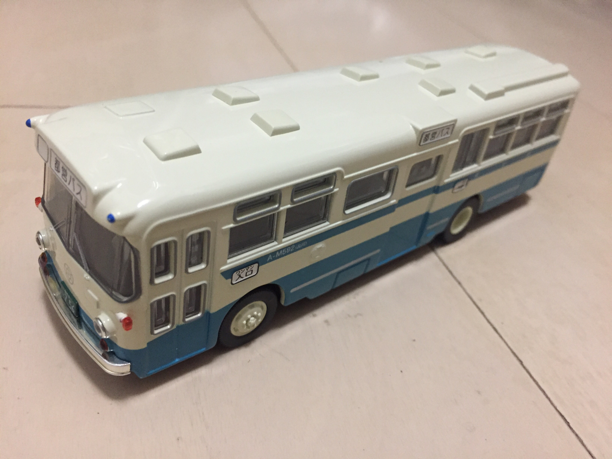 LV-23b 日野 RB10型 京阪バス＆ LV-23a 東京都交通局　2台 LV-23b 日野 RB10型 京阪バス＆ LV-23a 東京都交通局 2台 LV-23b 日野