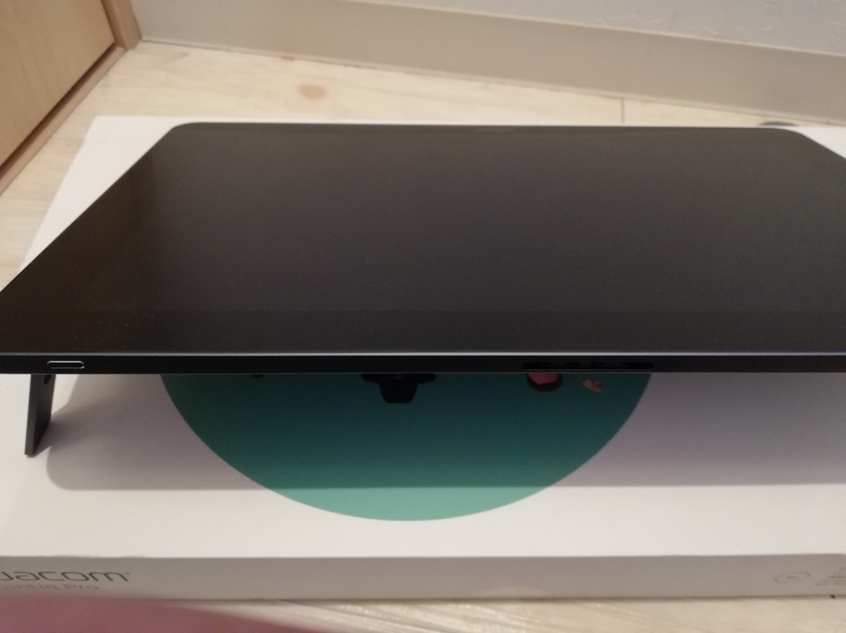 WACOM Cintiq Pro 16 液晶ペンタブレット DTH-1620/K0 Wacom Cintiq 