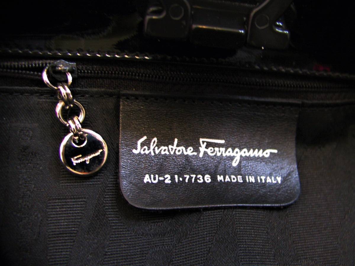 サルヴァトーレ・フェラガモ /Salvatore Ferragamo ガンチーニ 