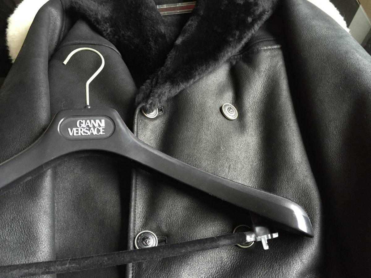 定価100万円 GIANNI VERSACE ジャンニヴェルサーチ （VERSUS 